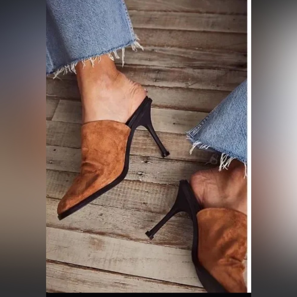 FREE PEOPLE Leila Heeled Mules / Cognac New without box. Size 39 (8.5-9 US)